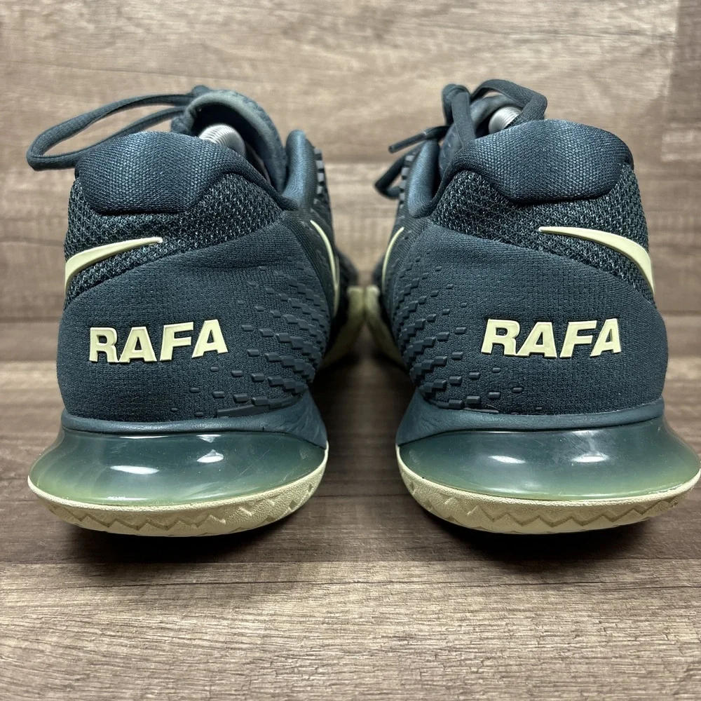 Nike Court Zoom Vapor Cage 4 Rafa Tennis Green Mens Size 11.5 DD1579-301 Sneaker